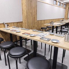 6～15名様用のテーブル席です！宴会のできるお店をお探しの方は大衆韓国　韓国中毒　名古屋駅店へ！【名古屋駅/名古屋/名駅/海鮮/焼鳥/居酒屋/昼飲み/飲み放題/単品飲み放題/韓国料理/韓国/ハッピーアワー/鍋/忘年会/新年会/歓迎会/送別会/3時間/喫煙可能】