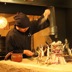 一本一本丁寧に焼き上げております。