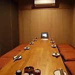 2名～最大34名様までご利用可能な大小個室完備◎大型宴会や様々なシーンでご利用いただけるお席です