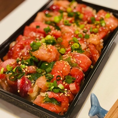 生本マグロのユッケ寿司 Raw Tuna Yukhoe Sushi