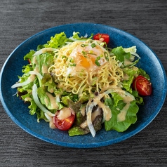 ラーメンサラダ