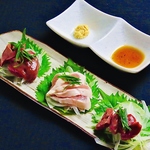 厳選した朝引き鶏のみ使用、丁寧な下処理でバツグンの鶏刺身を楽しめます☆