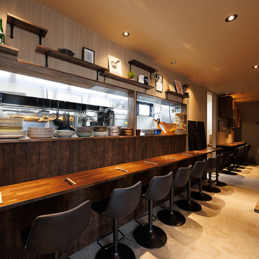 伊酒屋ムイーチの雰囲気1