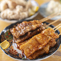 料理メニュー写真&nbsp;味噌トン串（黒タレ、赤タレ）2本から注文可