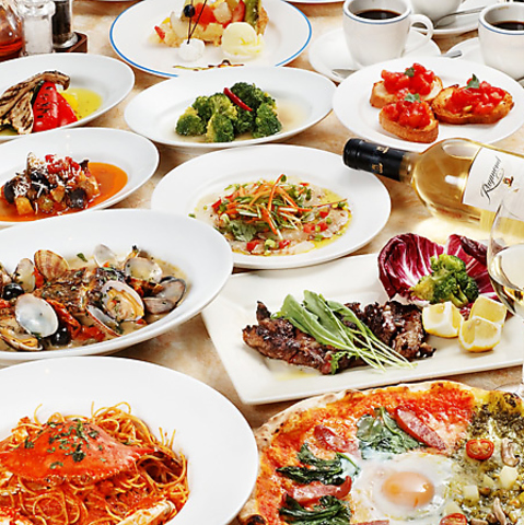 イタリアの海を思い出させる爽やかなリストランテ。自慢のピザ・パスタをご賞味あれ！