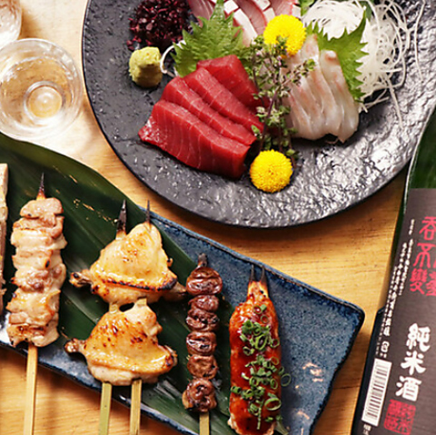 新高島平駅より徒歩3分◆炭火焼の《焼き鳥》と、こだわりの逸品料理が自慢のお店。