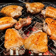 一口手羽に込めた丁寧な仕込みと味わいの工夫