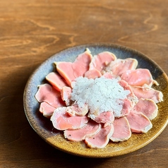 低温調理で仕上げた砂肝刺し