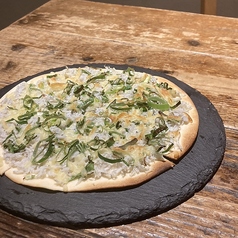 おつまみしらすピザ