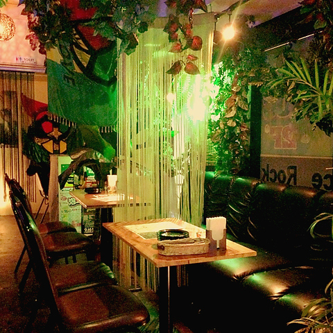 WO_CjO Peace Rock Cafe