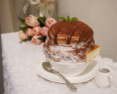 エスプーマかき氷が大人気♪SNSでも人気のカフェでゆっくりしたひと時を…