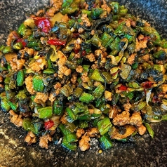 インゲン乱切りと高菜の肉味噌炒め