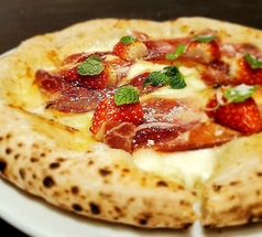 イゾラ トラットリア ISOLA TRATTORIAの写真