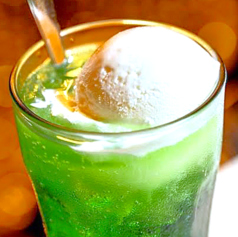 大人メロクリームソーダ