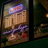 【店内は全席禁煙】一階建物入り口に灰皿が置いてあります。タバコのにおいが苦手な方・お子様連れのお客様も安心してご来店頂けます◎店内には使いやすいテーブル席、カウンター席をご用意しており、ゆったりお食事を楽しめます。お子様連れも◎※お子様用のメニューやグラスなどご用意ございませんがお持ち込み可能です。