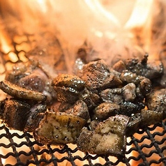 火加減焼き加減命！地鶏炭焼き