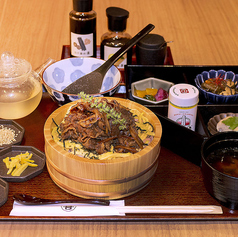 牛しぐれ煮おひつ御膳