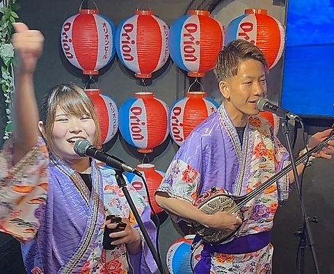 スタイリッシュな空間でたのしむ絶品鉄板料理と県産野菜使用の沖縄料理×民謡ライブ♪