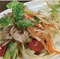 牛肉サラダ(ヤムヌア)