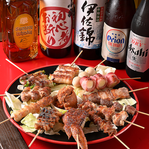 大将が腕を振るう、焼き鳥と厳選されたお酒が織り成す至極の味わいを堪能しよう！