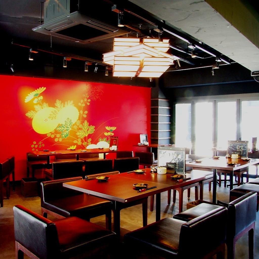 最大80名様までの宴会が可能です。名駅から徒歩4分の好立地です。