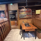 各テーブルには本格的な韓国焼肉を楽しむための専用焼き網と排煙ダクトを完備。快適な環境で食事に集中できるため、デートや友人との食事も安心して楽しむことができます。