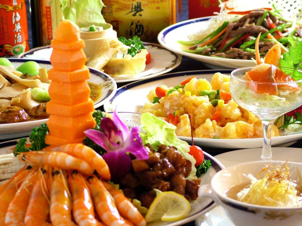 コース料理も充実で、各宴会にもおすすめ!!