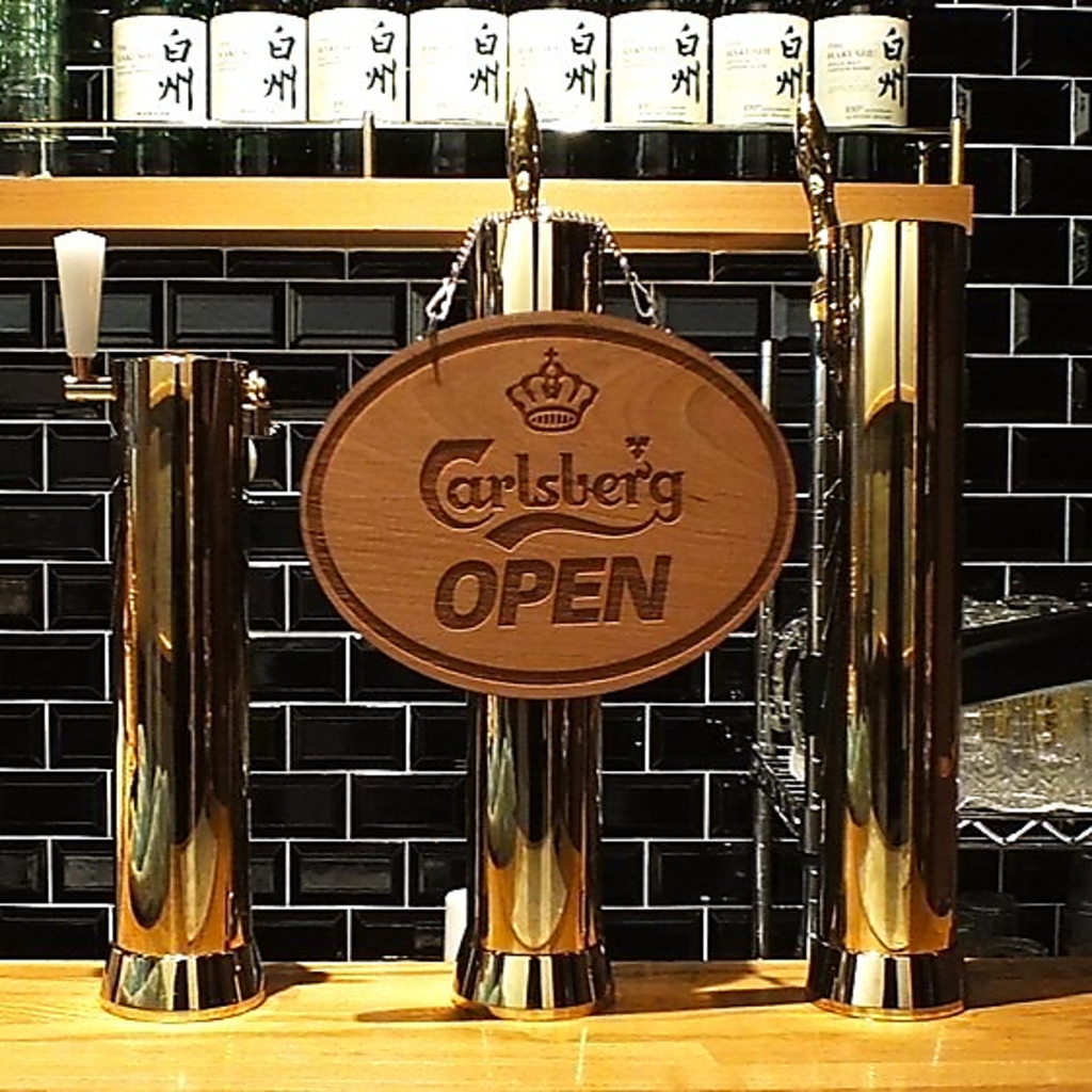 カールスバーグ生♪　　-虎ノ門　個室　居酒屋-はテツ虎へお越しください。