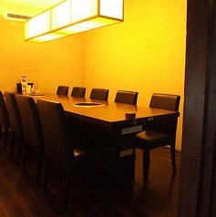 8名様～10名様までの個室をご用意。周囲を気にせず、老舗ならではの上質な焼肉をお楽しみいただけます。女子会や合コン・接待におすすめ♪