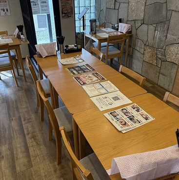 そばと豚足となべの よいひの雰囲気1