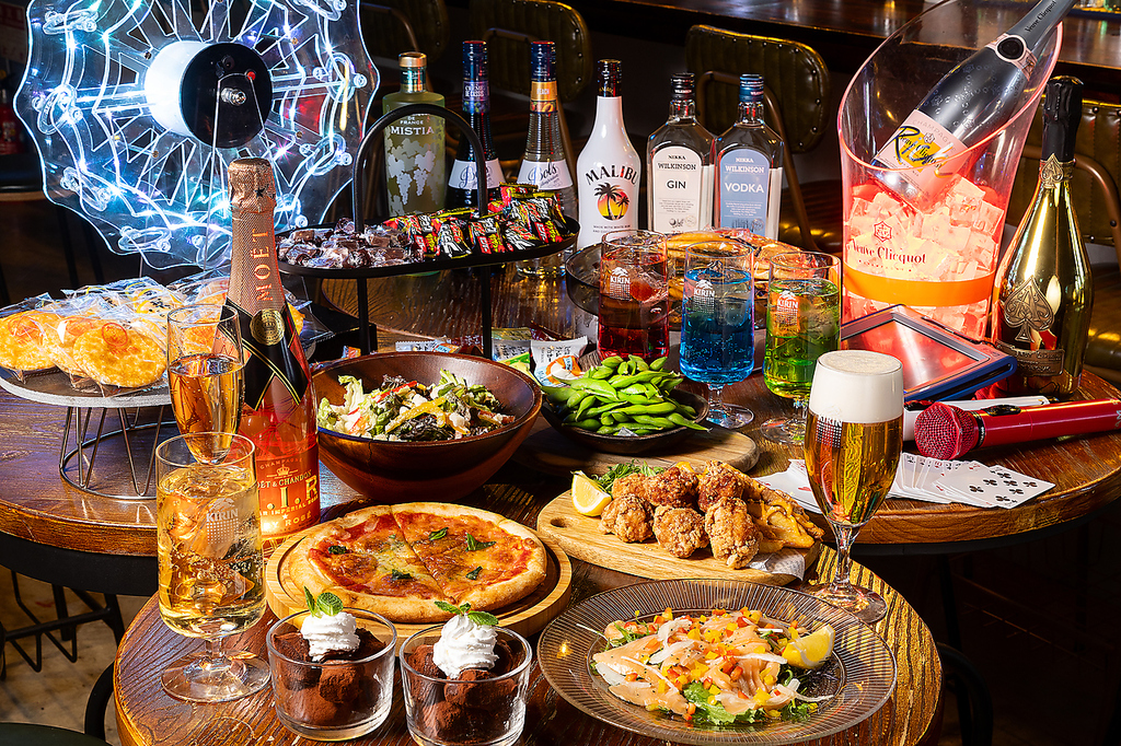 バリエーション豊富なドリンクメニュー！ドリンクを楽しみたい方は飲み放題付のコース料理がおすすめ