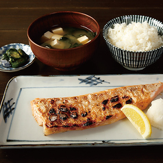 サーモンハラス定食