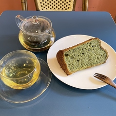 野草のシフォンケーキ