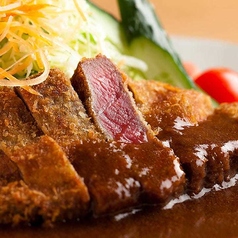 国産牛フィレ肉のカツレツ 自家製デミグラスソースで