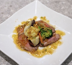 ローストビーフのサラダ　しょうがソース