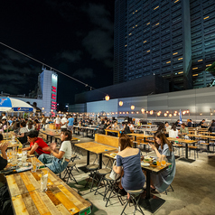 ビーチリゾート風の店内が大人気♪