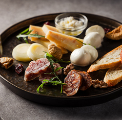 チーズの盛り合わせ