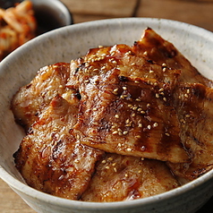 ★2014下町どんぶりグランプリ優勝!★もち豚カルビ丼