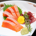 料理メニュー写真 みらいサーモン刺し