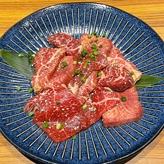 色々部位の肉盛り大サービス