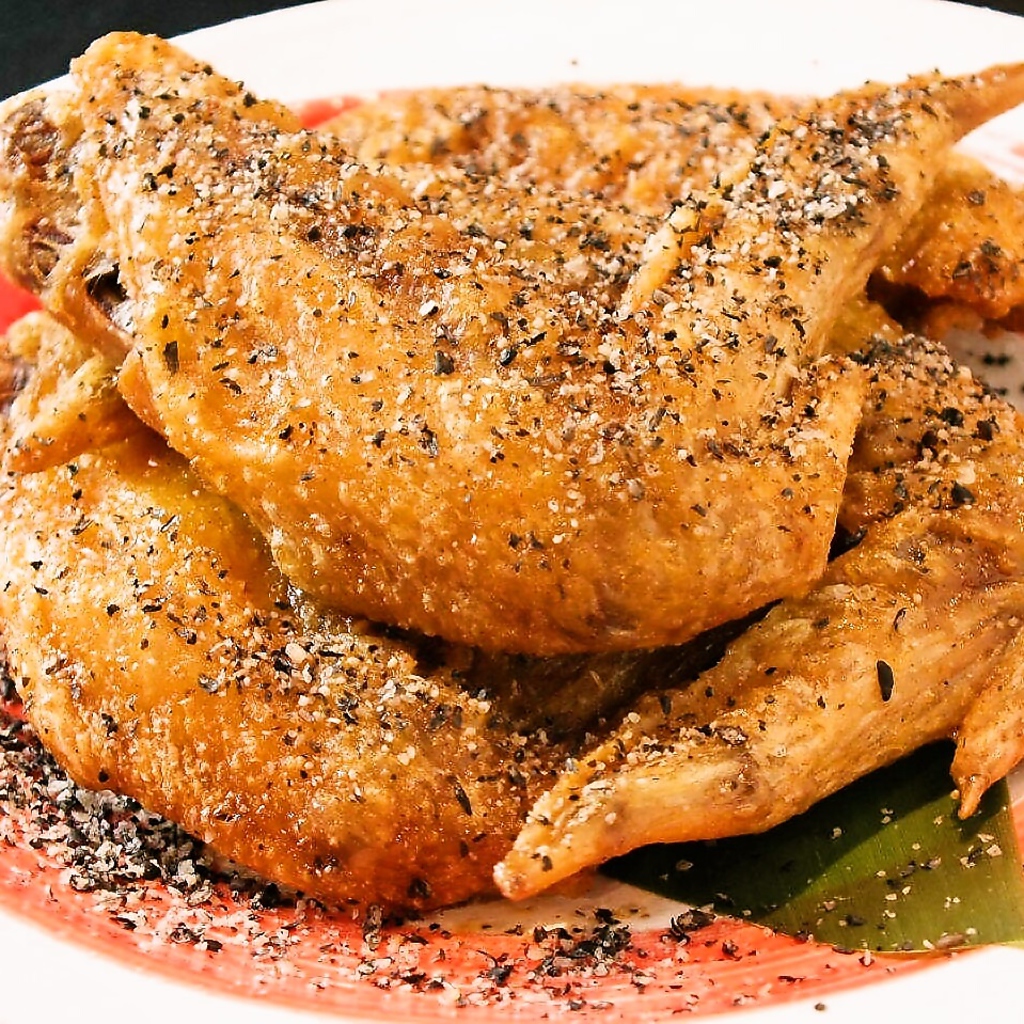 名古屋名物といえば【手羽先】やっぱりこれでしょ♪ちょいピリ辛でビールにぴったり！！