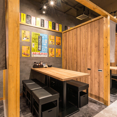 10名～30名様までご利用可能なお席は大人数でのご宴会・2次会・飲み会など様々なシーンにご対応可能◎