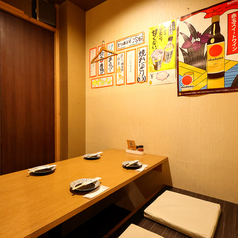 《2F》ゆったりくつろげる掘りごたつ個室をご用意しております