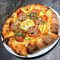 グリーデイピザ　欲張りピザ