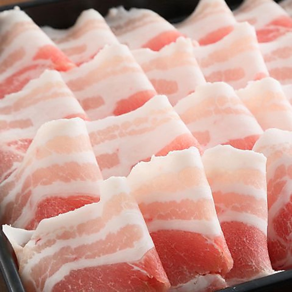 豚しゃぶは不動の人気です！ランチにもお得なセットをご用意！