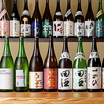 常時40種類以上の銘柄を店頭にご用意しております！詳しい地酒のメニューは店内黒板をご覧ください♪