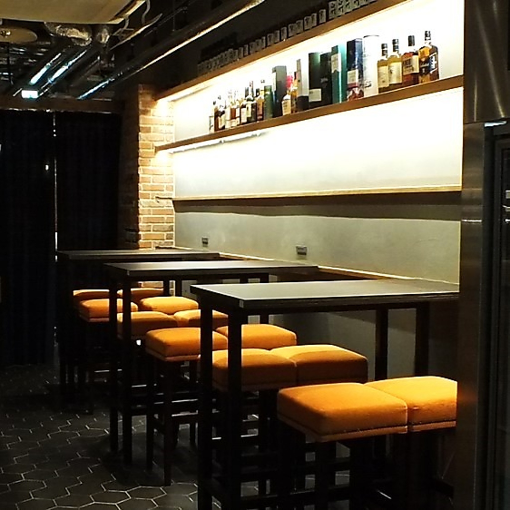 カーテン仕切りあり～12名貸し切り席　　　-虎ノ門　個室　居酒屋-はテツ虎へお越しください。