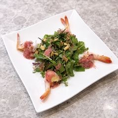 エビのサラダ　さっぱり梅肉トマトソース和え