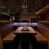 安心の鮮度管理！楽しむユニークな回転焼肉