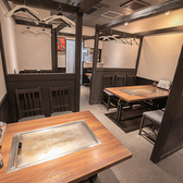 高めの仕切りがほどよいプライベート空間。